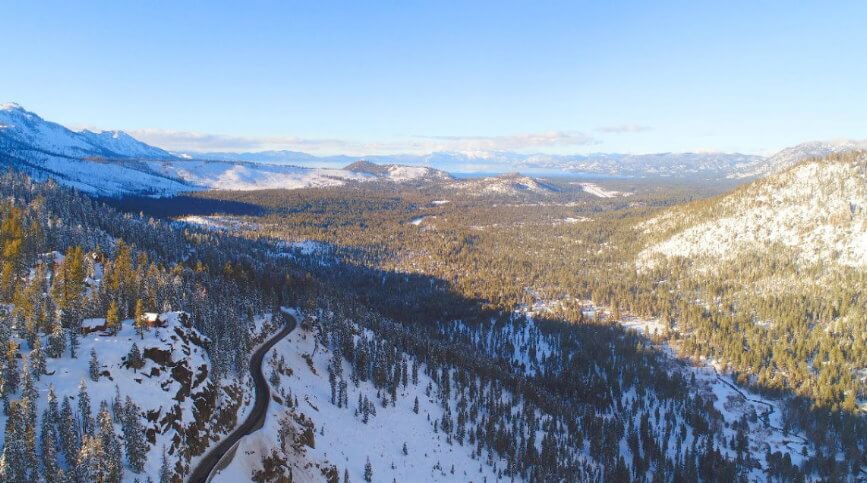 Aerial_Views_of_Lake_Tahoe.jpg