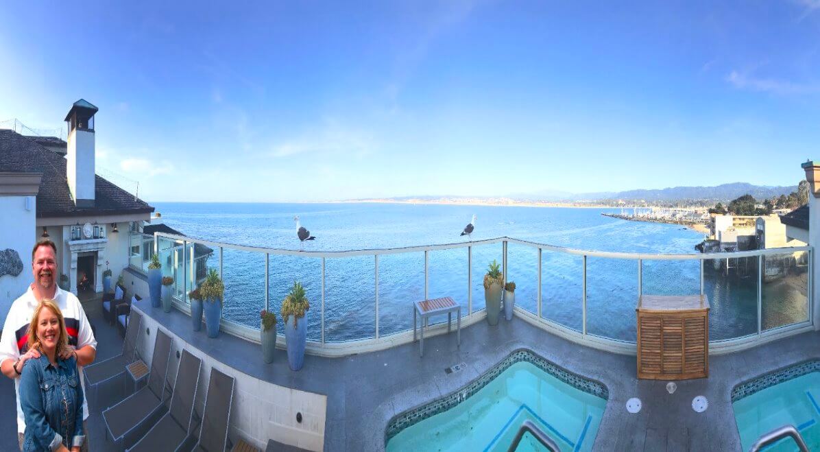 Beachfront-Hotel-Stay-in-Seaside-Resort-BY-the-Beach-in-Monterey