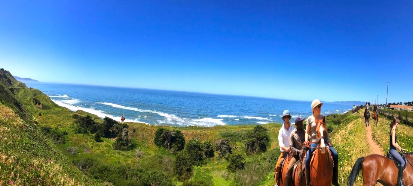 Horseback-Rides-on-the-beach-day-trip-from-San-Francisco