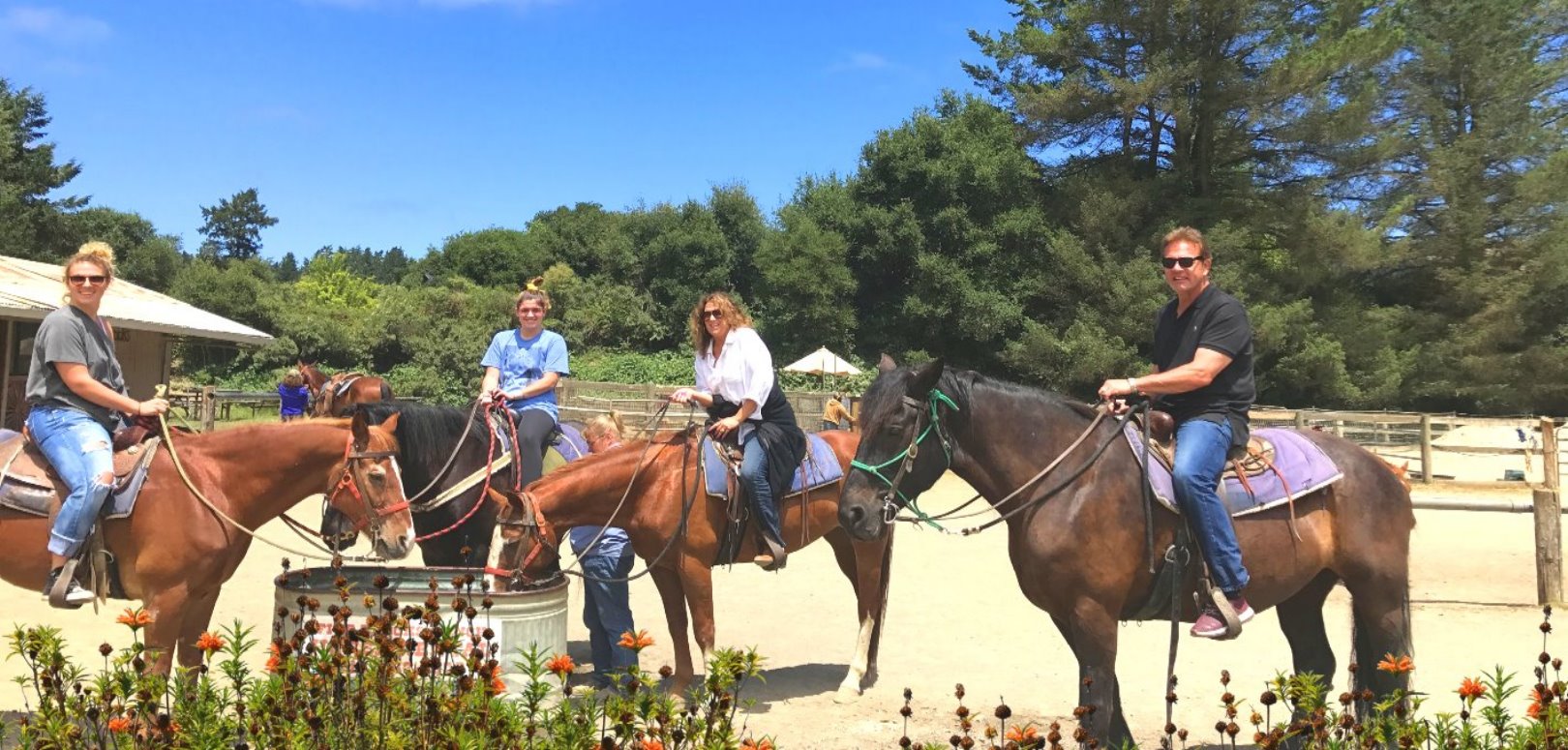 Horseback-Riding-Tour-Whole-Family-Outdoor-Activities