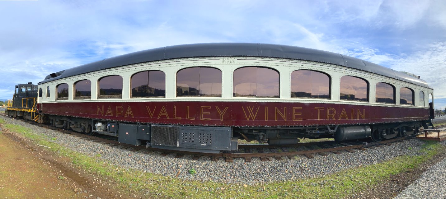 Passeio-de-trem-pelo-vinho-de-Napa-Valley-com-almoco