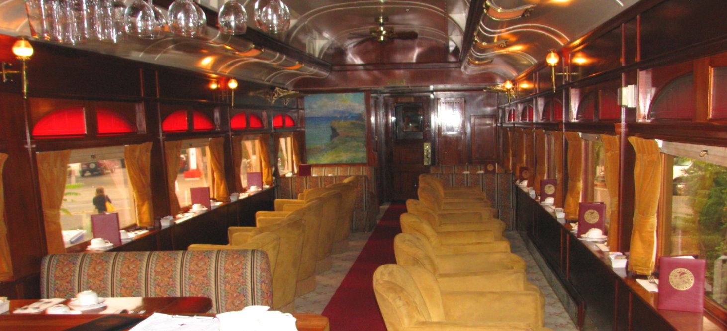 Promenade-en-train-a-vin-dans-la-vallee-de-Napa