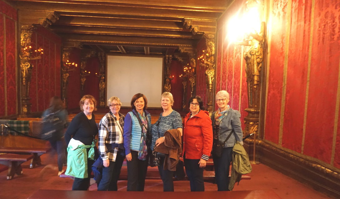 Travel-Guide-Inside-Hearst-Castle-Walking-Tour