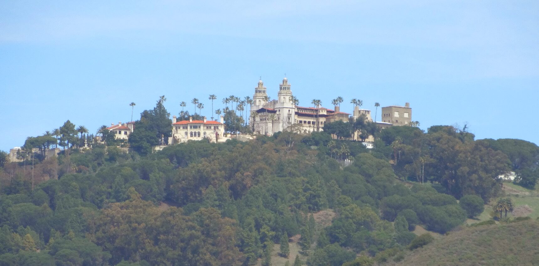 Visit-Hearst-Castle-in-California