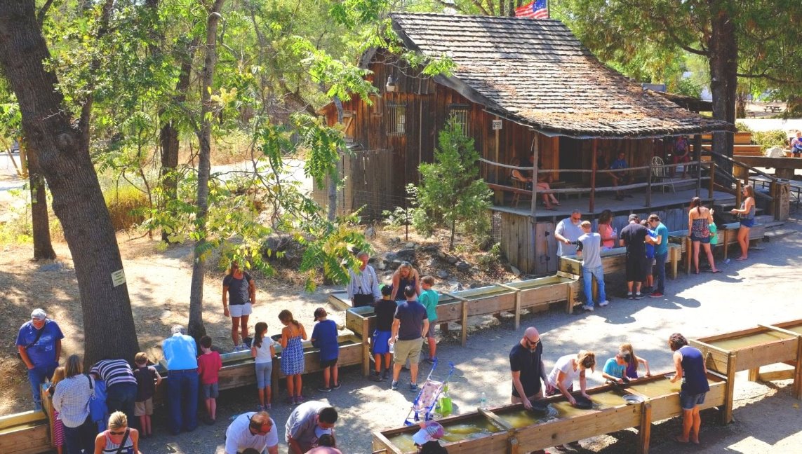 discover_gold_country__visit_california_gold_panning.jpg