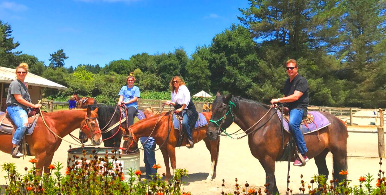 montar-a-caballo-Horseback-Rides