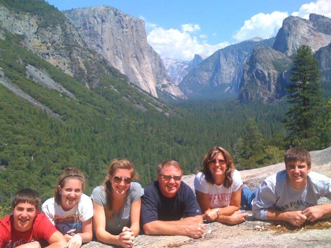 paquetes_de_viajes_de_vacaciones_familiares_en_el_parque_nacional_de_yosemite.jpg
