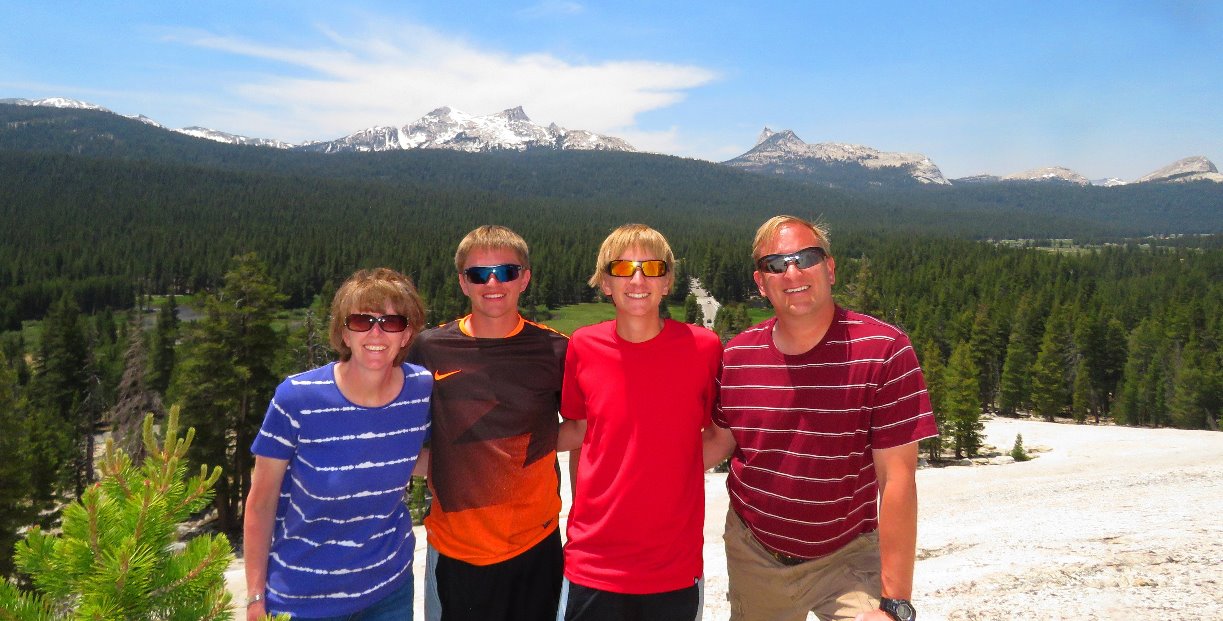 things_to_see__in_tuolumne_meadows__attractions_and_activities_in_yosemite_national_park_attractions