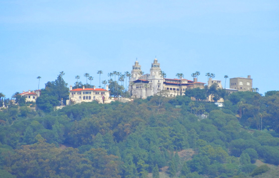 travel-guide-to-hearst-castle-tours.jpg