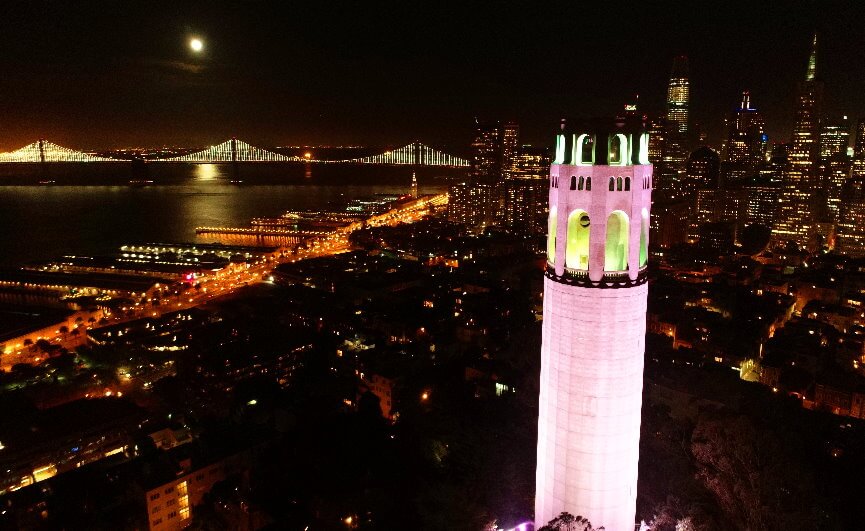 visite_nocturne_de_san_francisco_et_visite_nocturne_des_lumières_après_la_tombée_de_la_nuit_dans_la_ville_de_la_baie.jpg