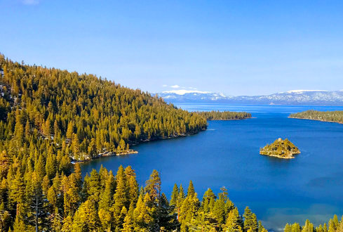 Things_To_See_in_Lake_Tahoe_Sierra_emerald_bay.jpg