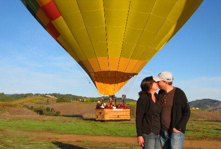 hot_air_balloon_romantic_getaway_tours_sf_napa.jpg