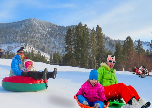 skiing_lessons_tubbing_sledding_things_to_see.JPG